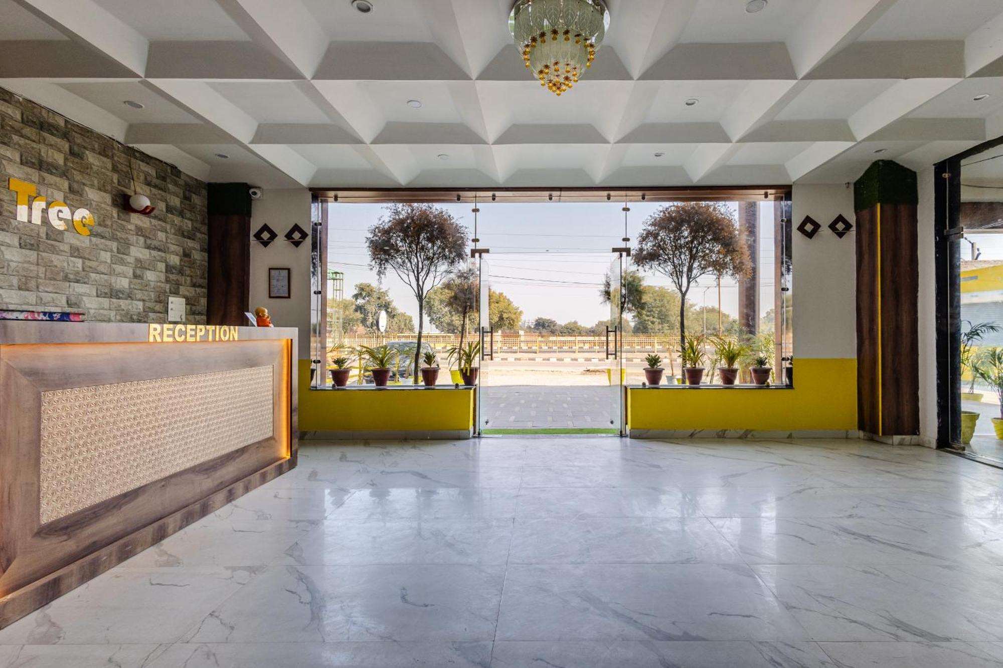 Lime Tree Hotel And Banquet Vrindavan Luaran gambar