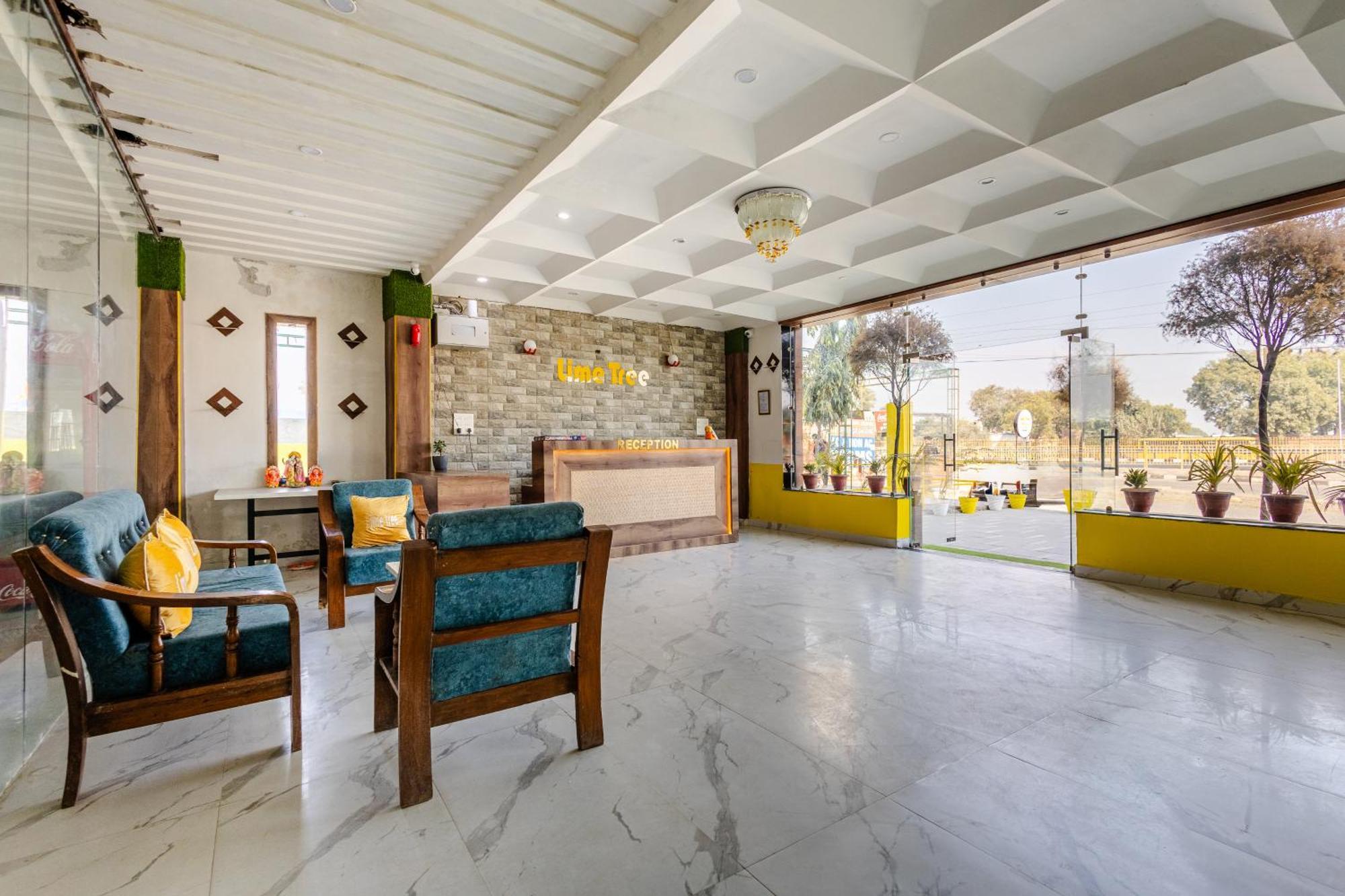 Lime Tree Hotel And Banquet Vrindavan Luaran gambar