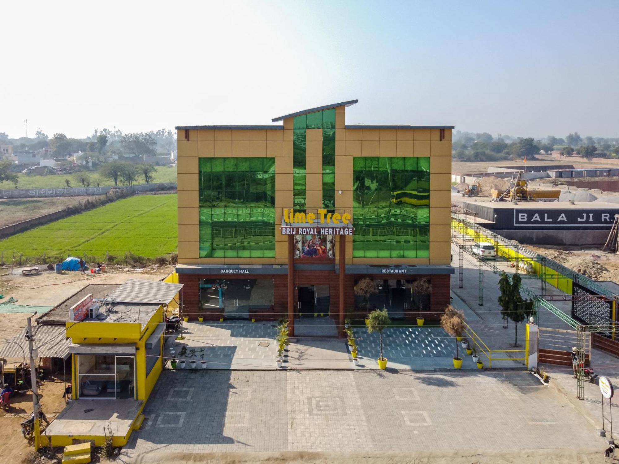 Lime Tree Hotel And Banquet Vrindavan Luaran gambar