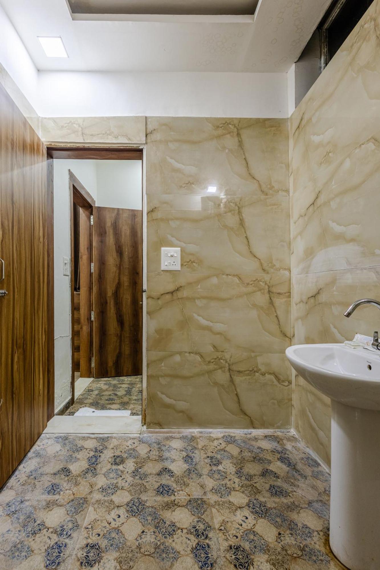 Lime Tree Hotel And Banquet Vrindavan Luaran gambar