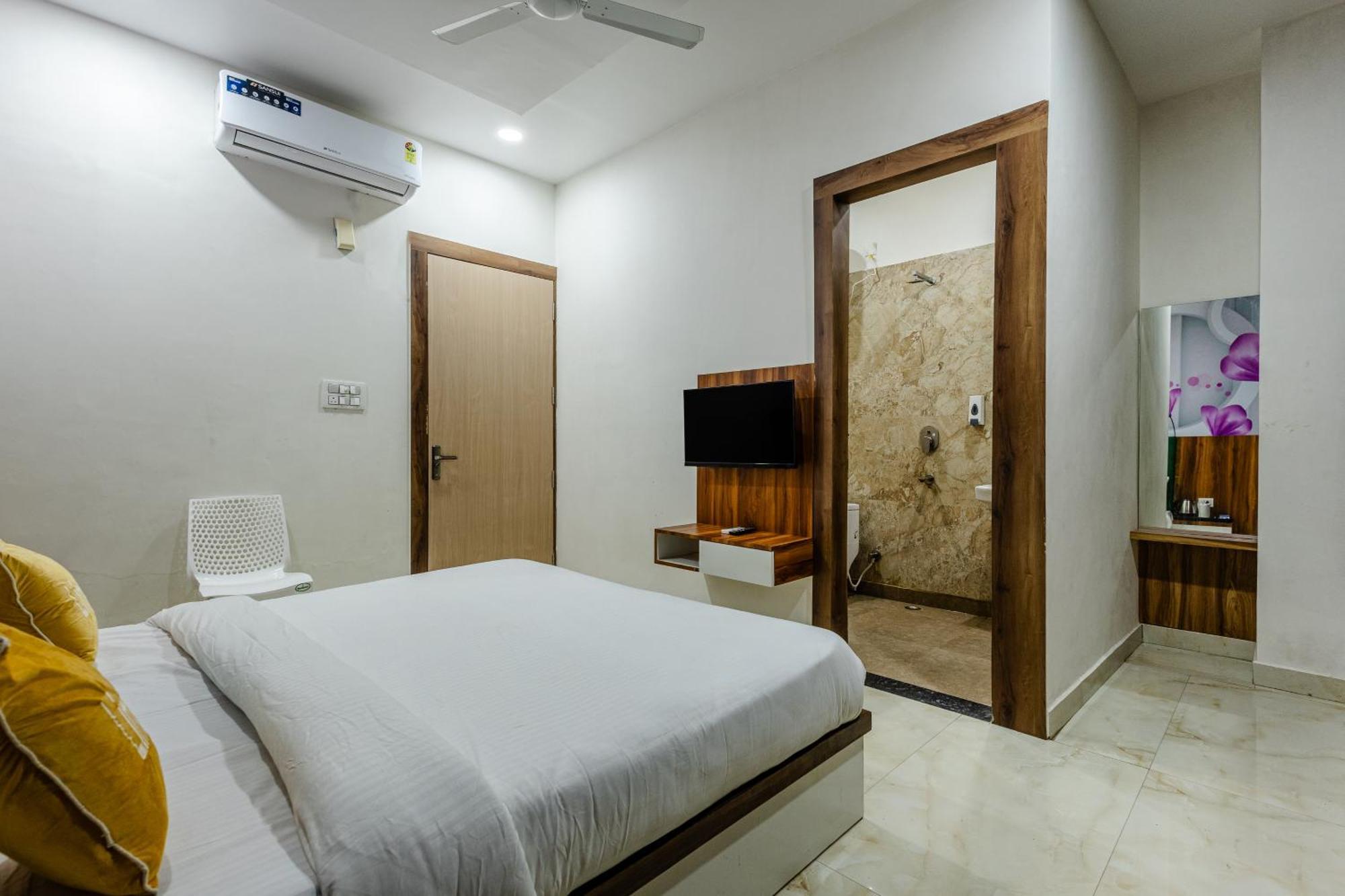 Lime Tree Hotel And Banquet Vrindavan Luaran gambar
