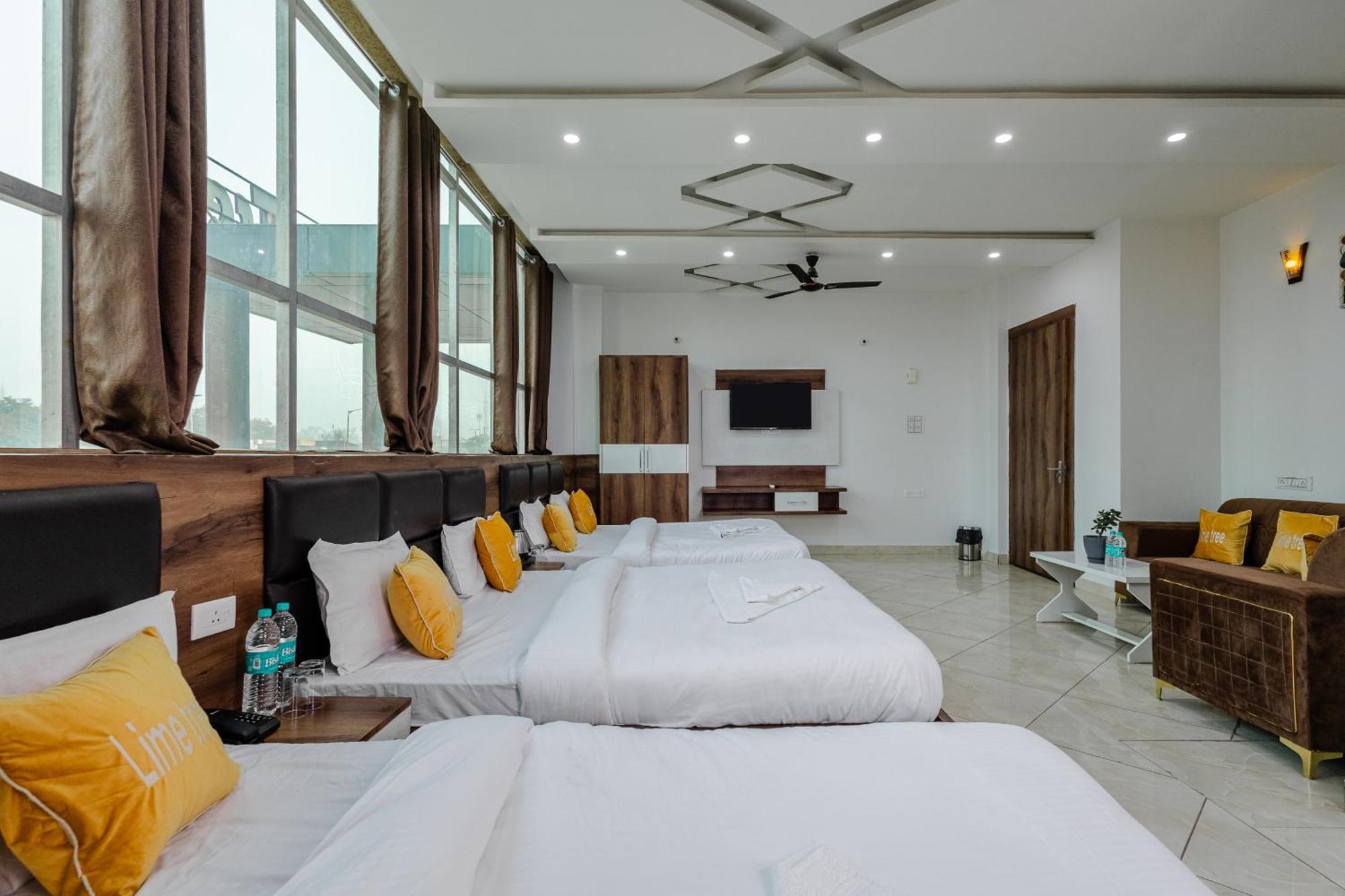Lime Tree Hotel And Banquet Vrindavan Luaran gambar