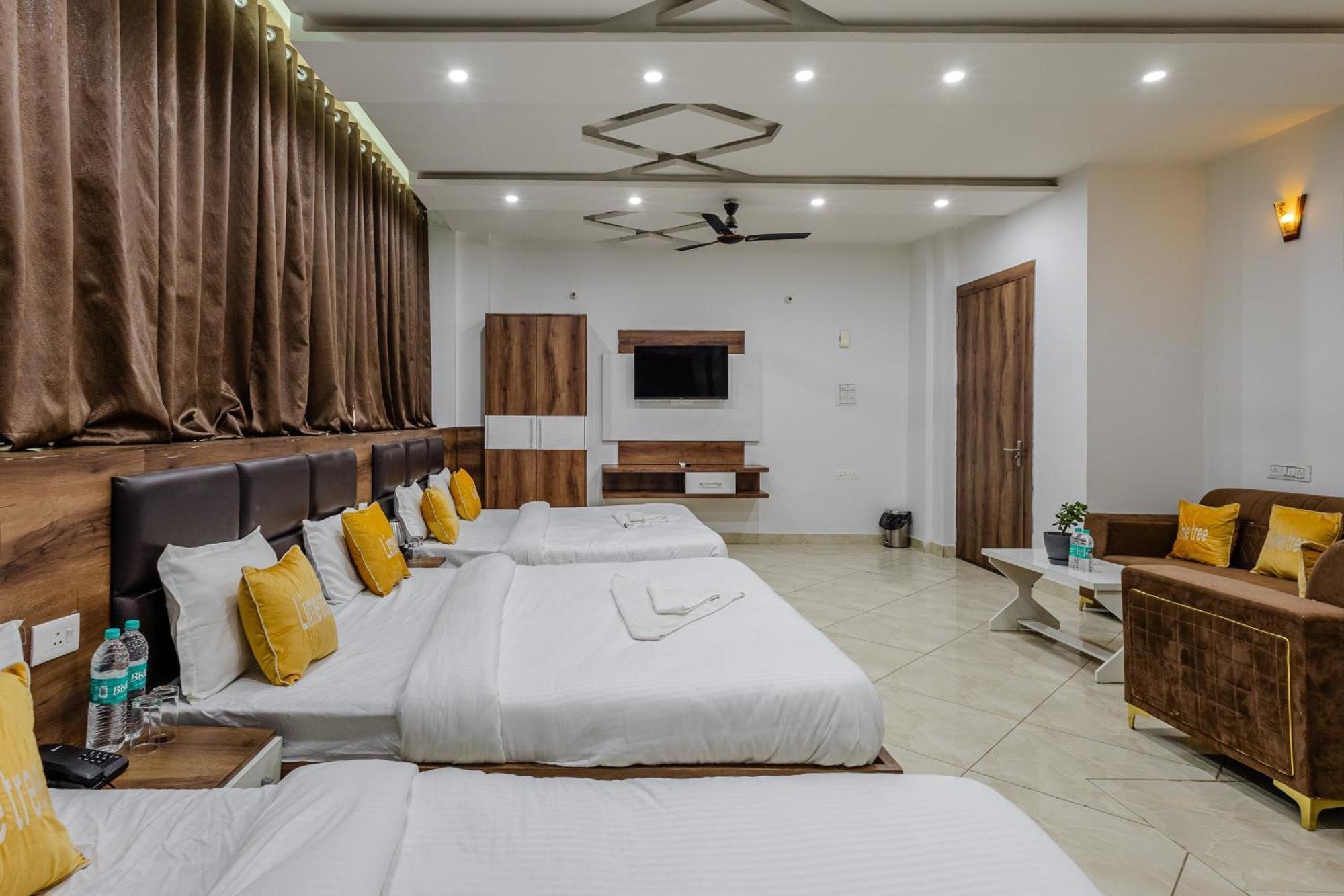 Lime Tree Hotel And Banquet Vrindavan Luaran gambar